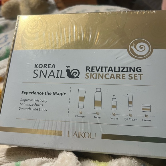 Laikou Korea snail Gold Skincare Set